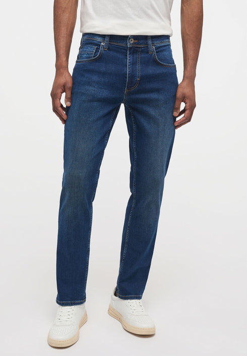 Mustang Men's Washington Medium Rise Straight Leg Jeans 1013976
